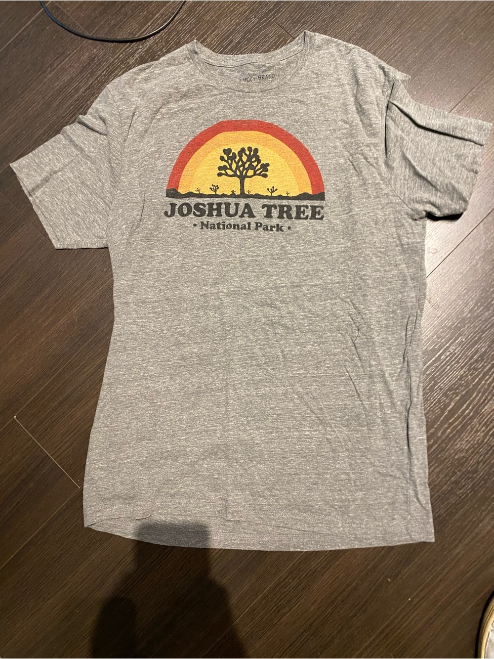 Lucky Brand Joshua Tree National Park Large Gray T Shirt